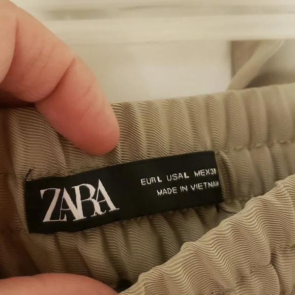 Zara Casual Tan Pants (L) - Picture 6 of 9